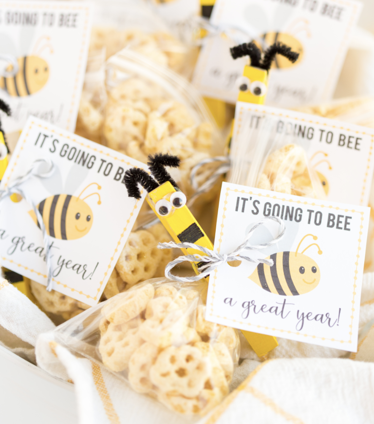 Fun back to school snack craft for kids from ABCmouse.com. 